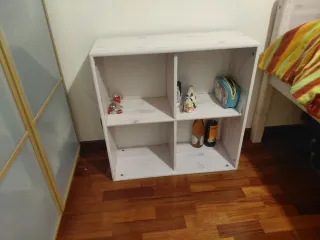 Cama, Armario y Estantería Dormitorio Flexa