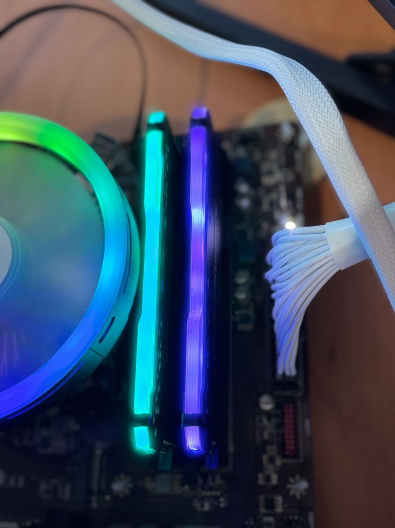 Corsair Vengeance PRO DDR4 16GB (2x8GB) RGB afbeelding 4