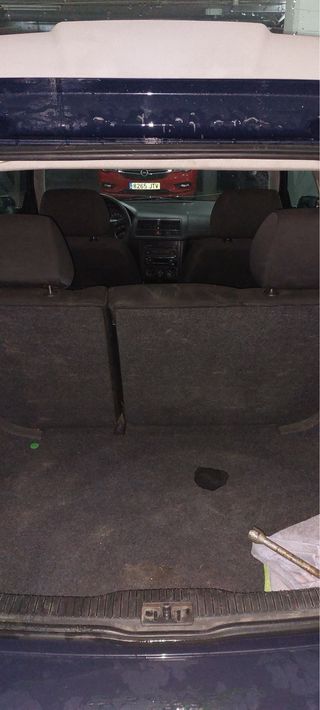 Volkswagen Golf 2000