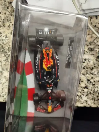 F1 Red Bull RB19 - Max Verstappen 2023 Scala 1:43