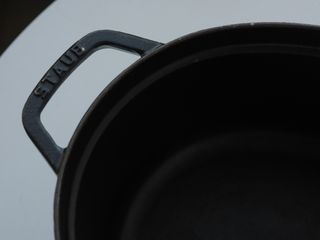 Cocotte ovalada hierro fundido STAUB 30 cm