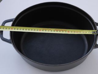 Cocotte ovalada hierro fundido STAUB 30 cm