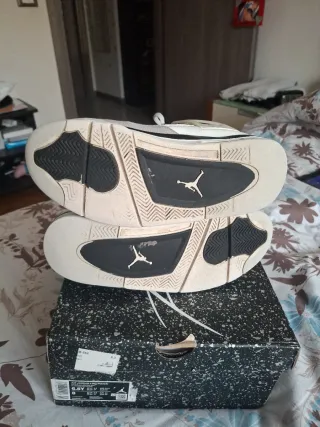 Scarpe Jordan 4 Grigio Bianco