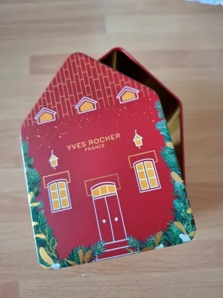 Scatola Latta Yves Rocher Natale Casa Rossa