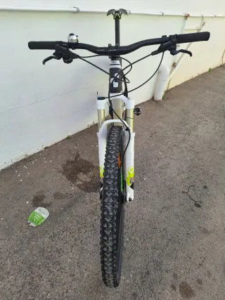 Bicicleta Montaña Carbono CUBE 29