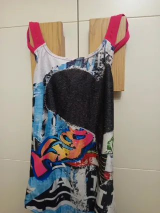 Bañador Arena niña estampado grafiti