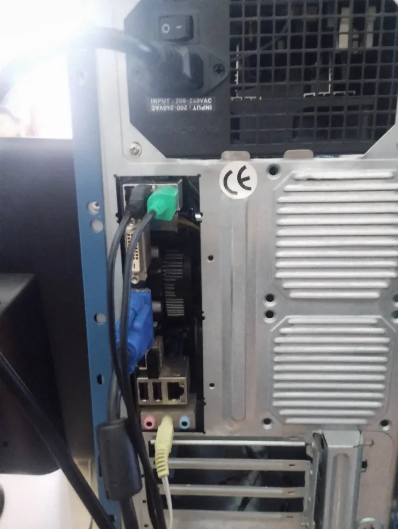 Computadora de escritorio AOC afbeelding 6
