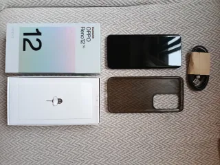 OPPO Reno12 5G in eccellenti condizioni