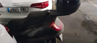 Honda Foresight gris