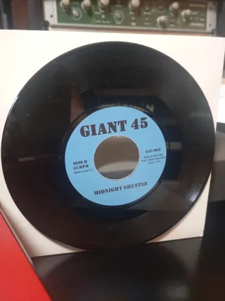 RCR - Give It To You / Midnight Shuffle 7
