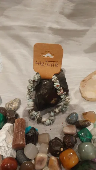 Pulsera irregular piedra Larimar