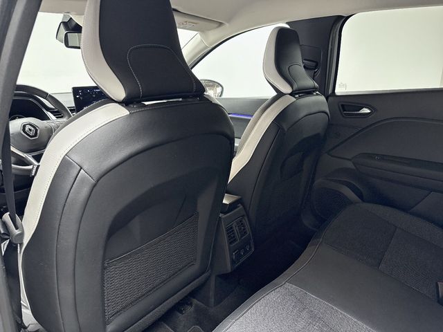 RENAULT Captur E-TECH  Techno Fast Track 105kW