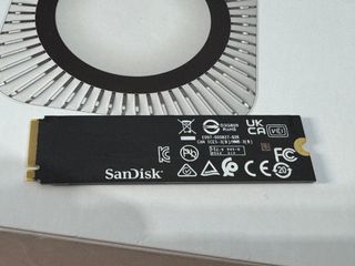 Dock + WD Black 2Tb sin uso xa Mac mini M4