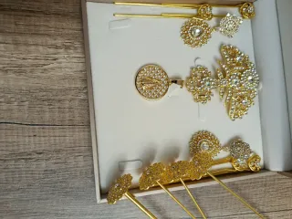 Aderezo de fallera en oro a estrenar