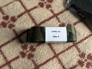 Conjunto de uniformes militares