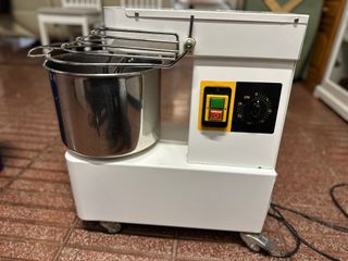 Amasadora Espiral 10L