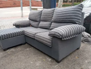 Sofá modular gris y blanco