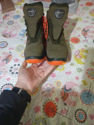 Bota Chiruca Talla 43 Verde Naranja