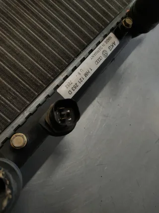 RADIADOR AGUA REFRIGERACION GRUPO VAG 1HM121253D