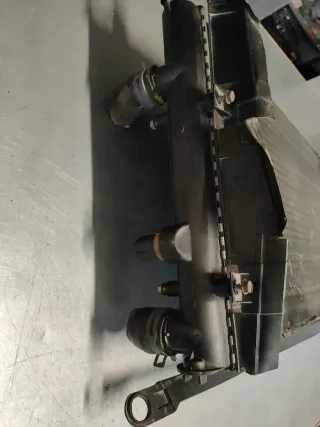 RADIADOR AGUA REFRIGERACION GRUPO VAG 1HM121253D