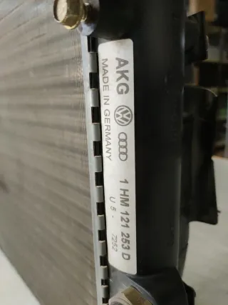 RADIADOR AGUA REFRIGERACION GRUPO VAG 1HM121253D
