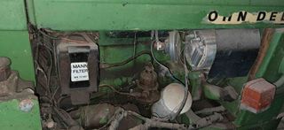 Tractor viñedo John Deere 1035 EV.