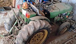 Tractor viñedo John Deere 1035 EV.