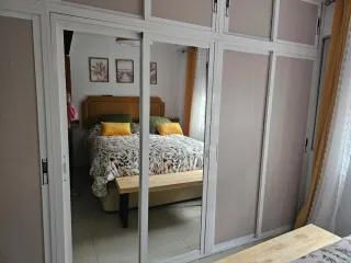 Urge vender 6 puertas correderas grandes y 6 peque