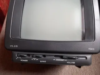 Televisor portátil Yoko YTL-575 vintage