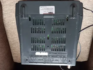 Televisor portátil Yoko YTL-575 vintage