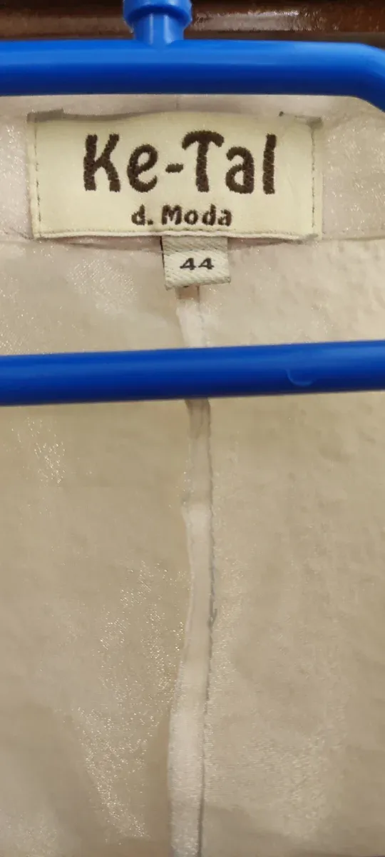 Vestido y chaqueta Ke-Tal beige