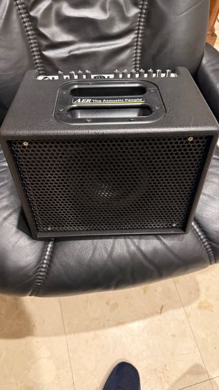 Amplificador AER Compact 60, sin uso.