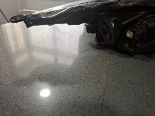 Faro Izquierdo Toyota Corolla