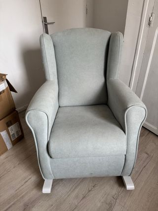 Sillón de lactancia verde agua