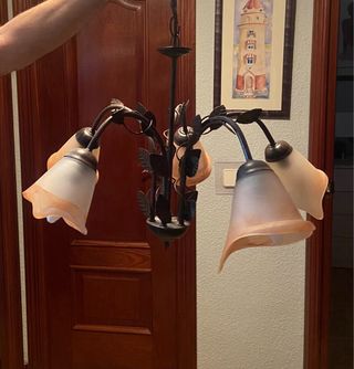 Lámpara de techo de cristal y metal