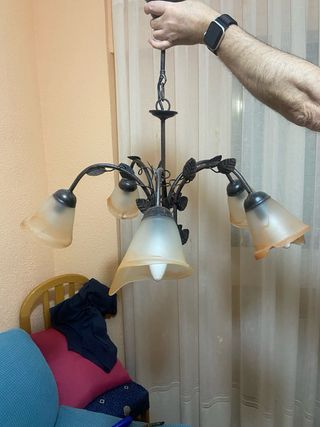 Lámpara de techo de cristal y metal