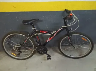 Bicicleta de montaña RIDE LINE negra