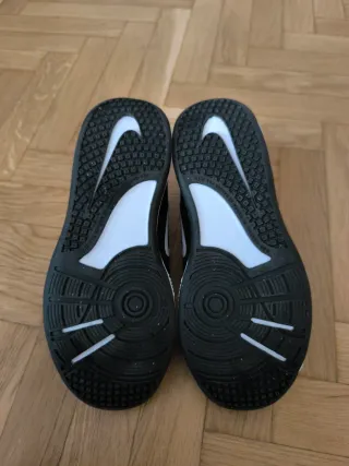 Zapatillas Nike niño negras
