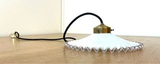 Lámpara de techo con pantalla opalina blanca