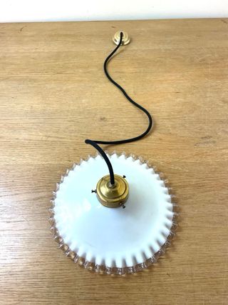 Lámpara de techo con pantalla opalina blanca