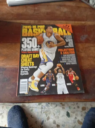 Revista NBA 2015-16 Pro Basketball