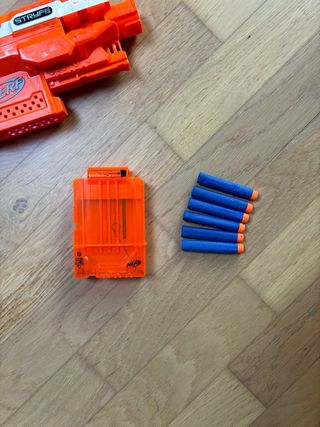 Pistola Nerf Stryfe Elite con caricatore