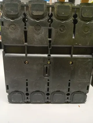 Schneider Electric Compact NSX100F