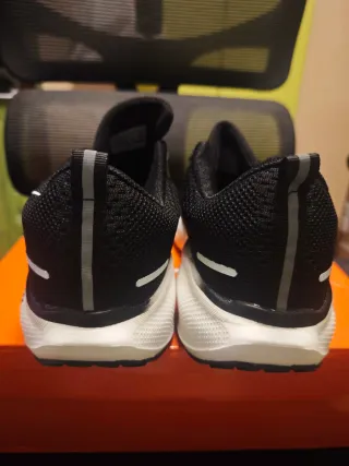 Nike Pegasus 41 Talla 44 Nuevas