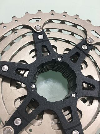 Cassette 11v 11/32 + Cadena Shimano 11v HG701