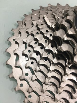 Cassette 11v 11/32 + Cadena Shimano 11v HG701