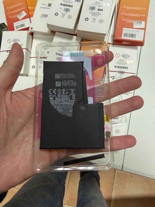 Lote 97 Baterías iPhone Nuevas