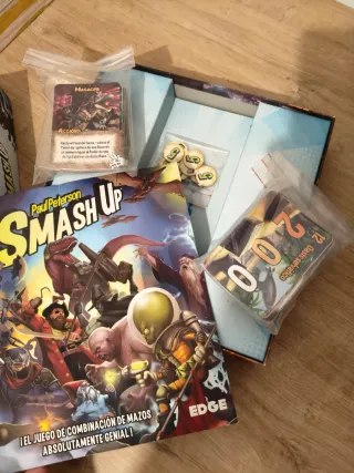 Juego de mesa Smash Up