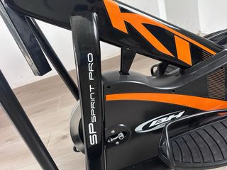 Elíptica BH Sprint Pro KT 2.0