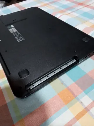 Notebook Asus i7 - Manca Hard Disk